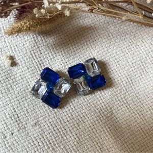 Vintage 60s Clip-on Earrings Cobalt Blue & Aurora Borealis Rhinestone ✨